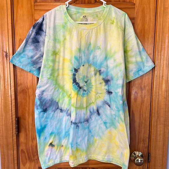Men’s Tye dye t-shirt - Picture 3 of 5